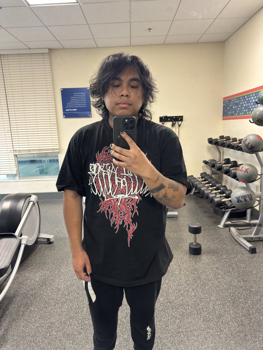 TylerP_Drums's tweet photo. ≡ GREENSBORO, NC

Richmond, Virginia, THANK YOU. Another fun show in the books. I’m sad that it’s almost over :(((

Tonight, we are back at Hangar 1819. So glad to be here with What Lies Below, and tonight’s support acts, Distant Fires &amp; Niceae. Doors open at 7PM. Be early🫵 https://t.co/tC8HdfmTUT