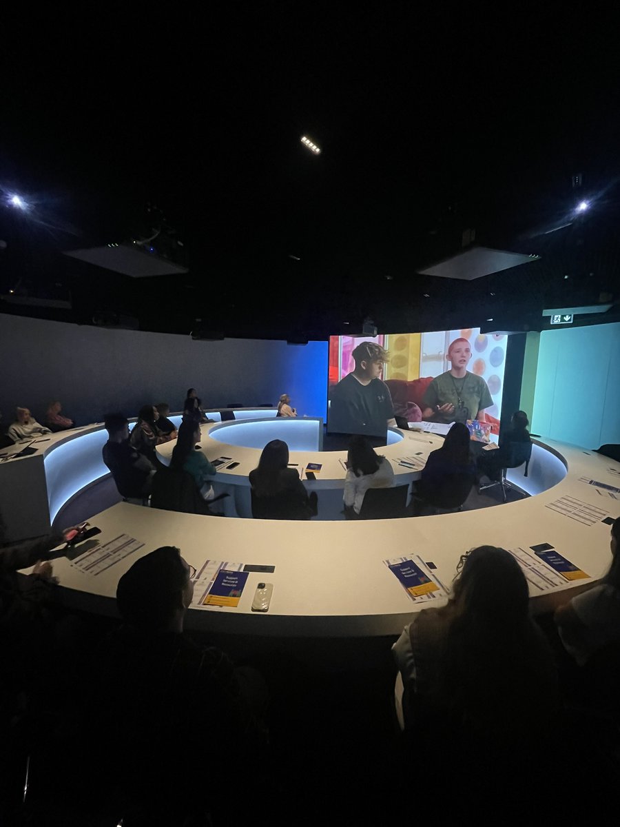 Thank you to EVERYONE involved in what we hope will make a real impact in schools, and thank you to <a href="/EPinIreland/">European Parliament Ireland</a> for hosting us in this wonderful venue.

For more information and to register your school, visit: bodywhysbodyimage.ie/es-6-secondary…