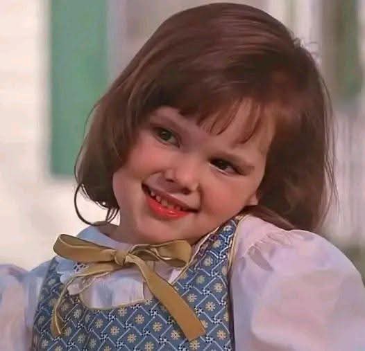 memesdavidaofc's tweet photo. Uma senhora: "Você é muito linda"

Eu: 🥰 https://t.co/SnPXjric6s