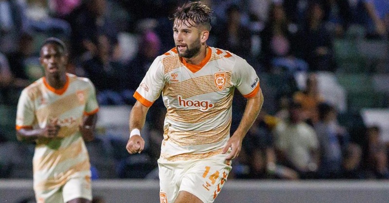 USLChampionship's tweet photo. 🟢 History for @kyle_17e 
📈 Streaks for @loucityfc and @hfdathletic
😈 Brian Ownby joins an exclusive club
🍊 Club history for Chris Hegardt
🔥 Peter Wilson stays hot

Find out who else is chasing history in this week's News &amp; Notes! ⤵️