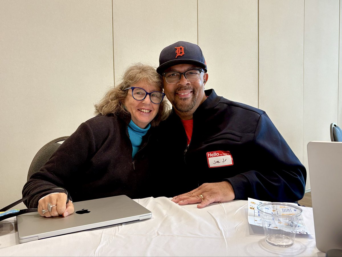 JoeSimpsonJr's tweet image. PAY IT FORWARD: The first step in my @WordPress journey was to attend @marybaum Antelope Valley WordPress @Meetup . Always empowering and encouraging, she is what today&apos;s Contributor Day at
@WordCampCanada is all about.

#WCEH #WordPress