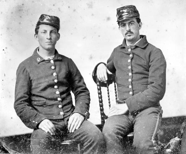Portrait of two confederate soldiers