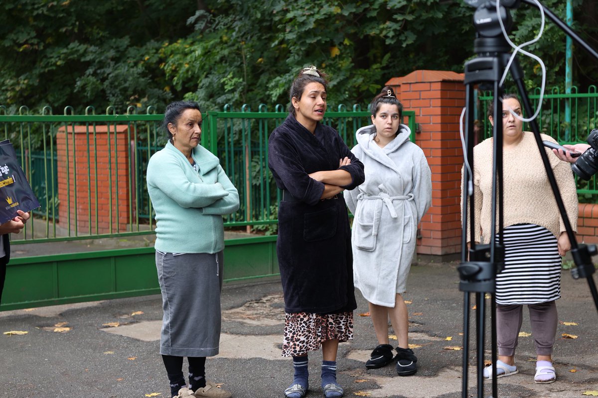 Dziś z europosłem <a href="/MarSypniewski/">Marcin Sypniewski</a> mówiliśmy o sytuacji ośrodku dla imigrantów w Soczewce, który powstał bez konsultacji z mieszkańcami. Utrzymanie placówki kosztuje 180 tys miesięcznie. Wątpliwości budzą skargi mieszkańców o ich bezpieczeństwo. Żądamy wyjaśnieniem w tej sprawie !