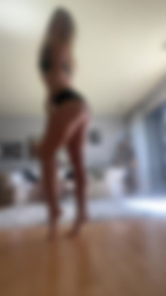 Gia Ray is live now! onlyfans.com/playmategiaray…