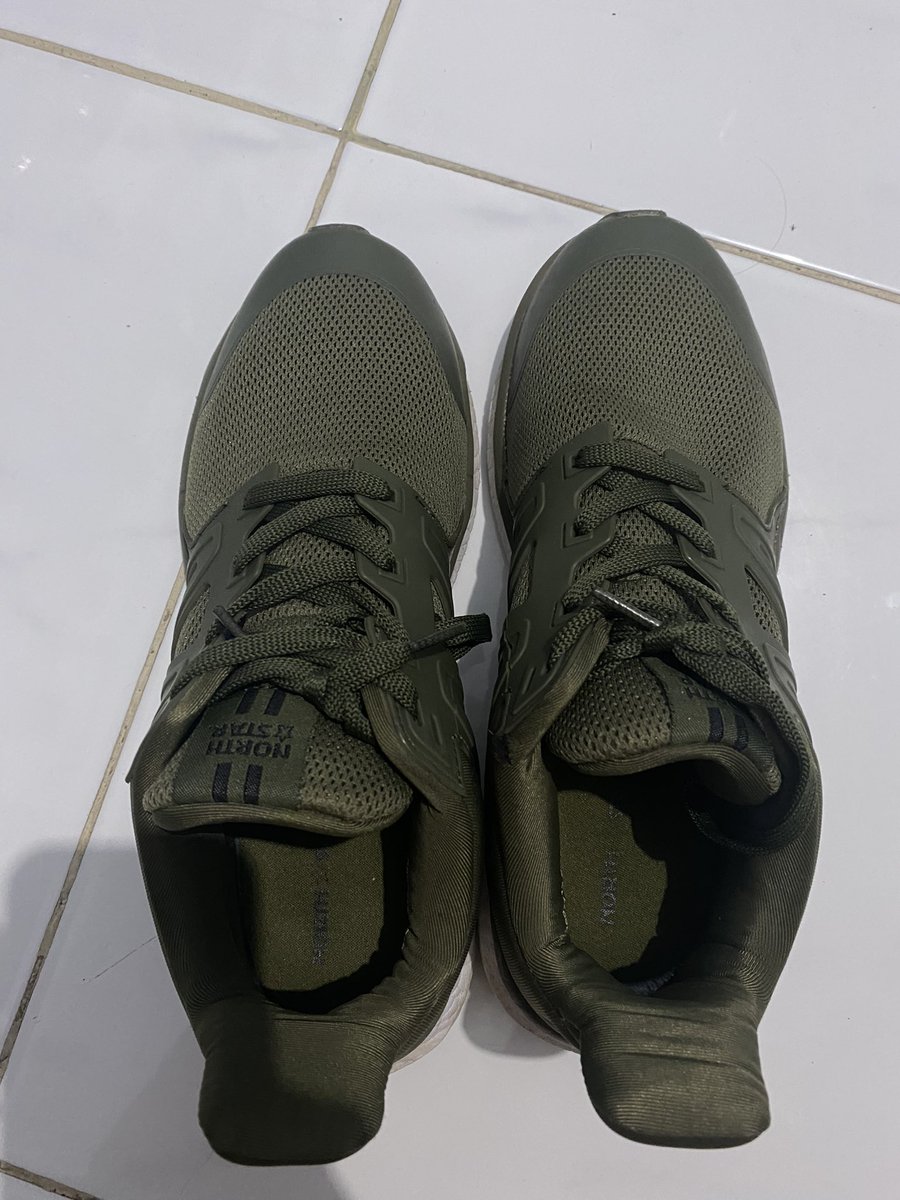 azvoire's tweet photo. 120k untuk running atau kerja uk 40 https://t.co/XijxuTZZ93
