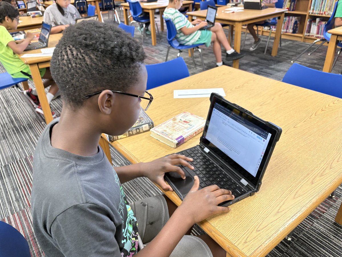 WallarooLibrary's tweet image. Finishing up research for Two Truths and a Lie project.  Can’t wait to share with classes after the break! @PISDlibraries