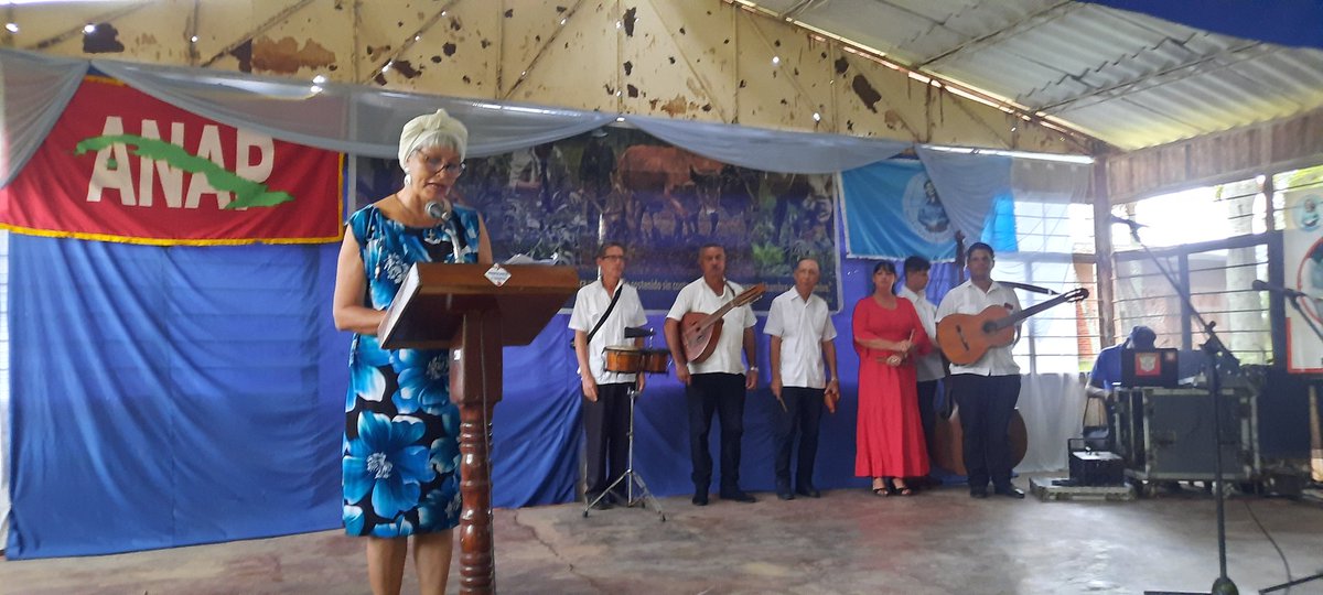 Celebran en la #IslaDeLaJuventud acto por el "Día Internacional de la Mujer Rural" se reconocen a las productoras más destacadas, y a las 6 Presidentas de Bases Productivas #SentirPinero #100AñosConFidel