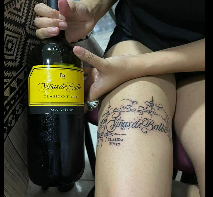 vinoypastillas's tweet photo. se me puso negra la pantalla https://t.co/Fs6QG5vvBl