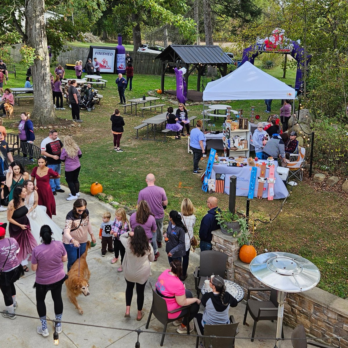 A huge THANK YOU to everyone who came out last Saturday for our Grape Stomp 5K Run/Walk and the Pop-Up Shop &amp; Festival benefiting PAWS. We’re so grateful to everyone who participated, volunteered, shopped, and sipped with us. 

#FindYourWineTime #SupportLocal #WoosterOhio