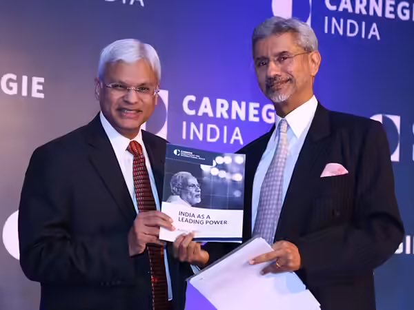 GurpreetSSahota's tweet image. Ashley Tellis, a United States government adviser and expert on India-US relations, has been arrested and charged with unlawfully retaining national defence information and allegedly meeting with Chinese officials, US prosecutors said on Tuesday.

Tellis, 64, is a naturalised US…
