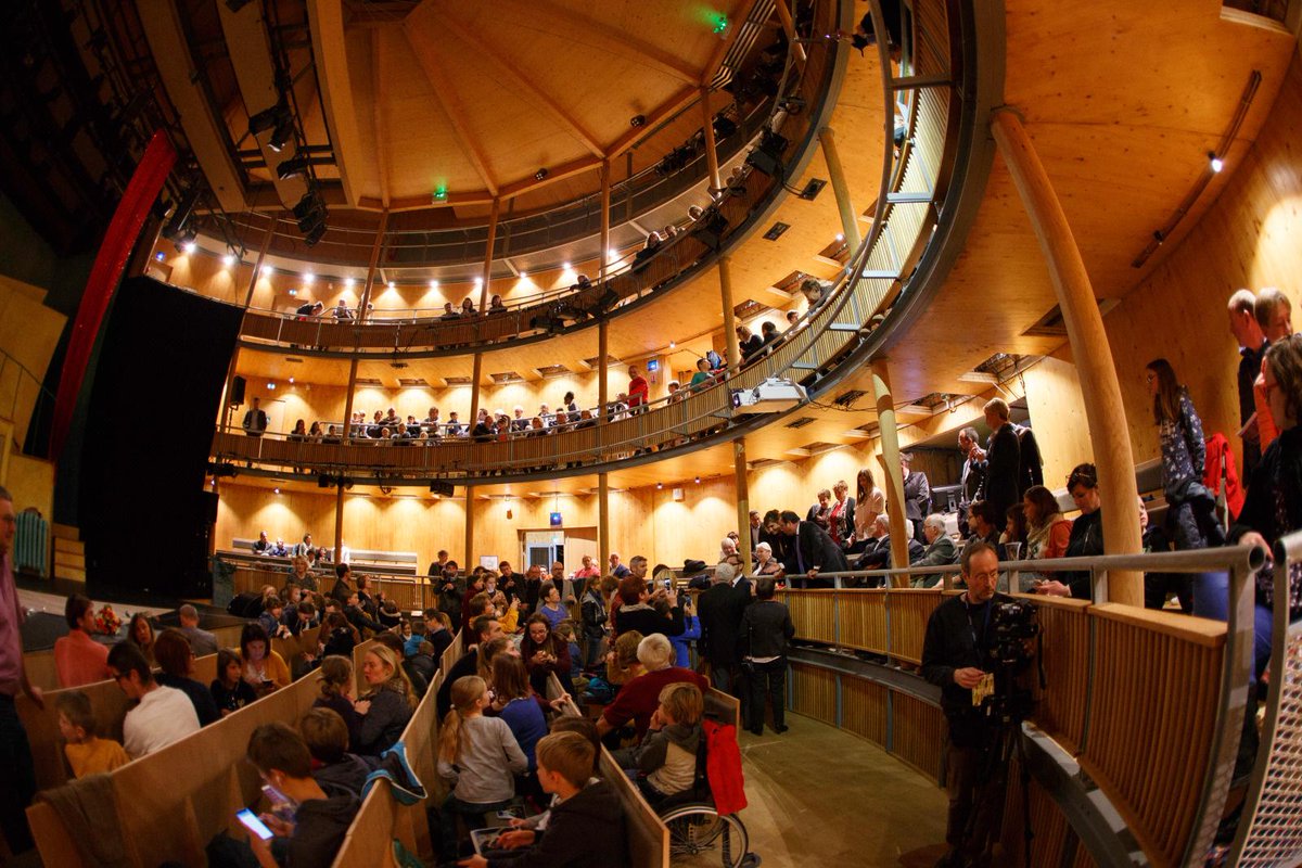 🏰🇬🇧 Au Château d'#Hardelot, une nouvelle saison mêle histoire, art et imagination dans un esprit d’échange et de fête, entre découvertes patrimoniales, créations musicales, théâtre contemporain et ateliers ! 🤩
↪️ Programmation d'octobre à décembre : pasdecalais.fr/chateau-dharde…