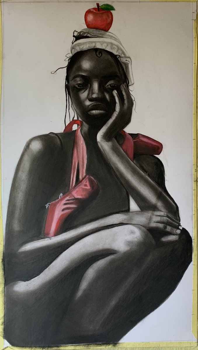 4 pieces to get to know me

P.S: they all have one thing in common, I hope you can see it.