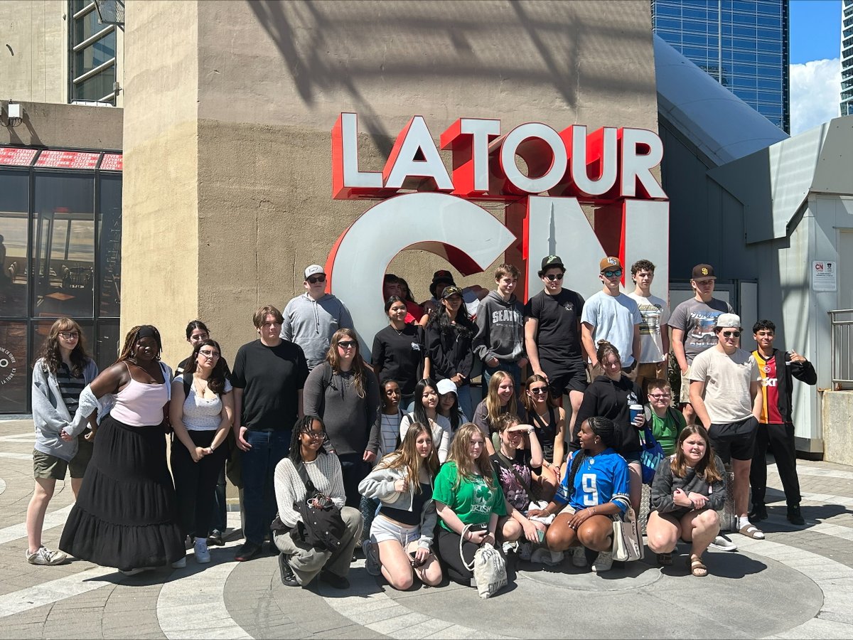 YMCAExchanges's tweet image. Do you like discovering new customs? Our exchanges connect youth from across Canada to discover and celebrate diversity in another city. Together, they learn more about the country and how to appreciate the differences of its people. Visit ymcagta.org/youth-programs….