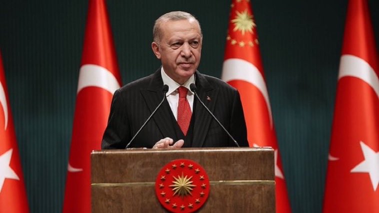 Sn. Cumhurbaşkanımız <a href="/RTErdogan/">Recep Tayyip Erdoğan</a>: “Gazzeli mazlumların yükünü azaltan her çaba bizim için değerlidir. Bunu sadece 'ateşkes imzaladılar' diyerek küçümsemek kimsenin haddi de hakkı da değildir.”