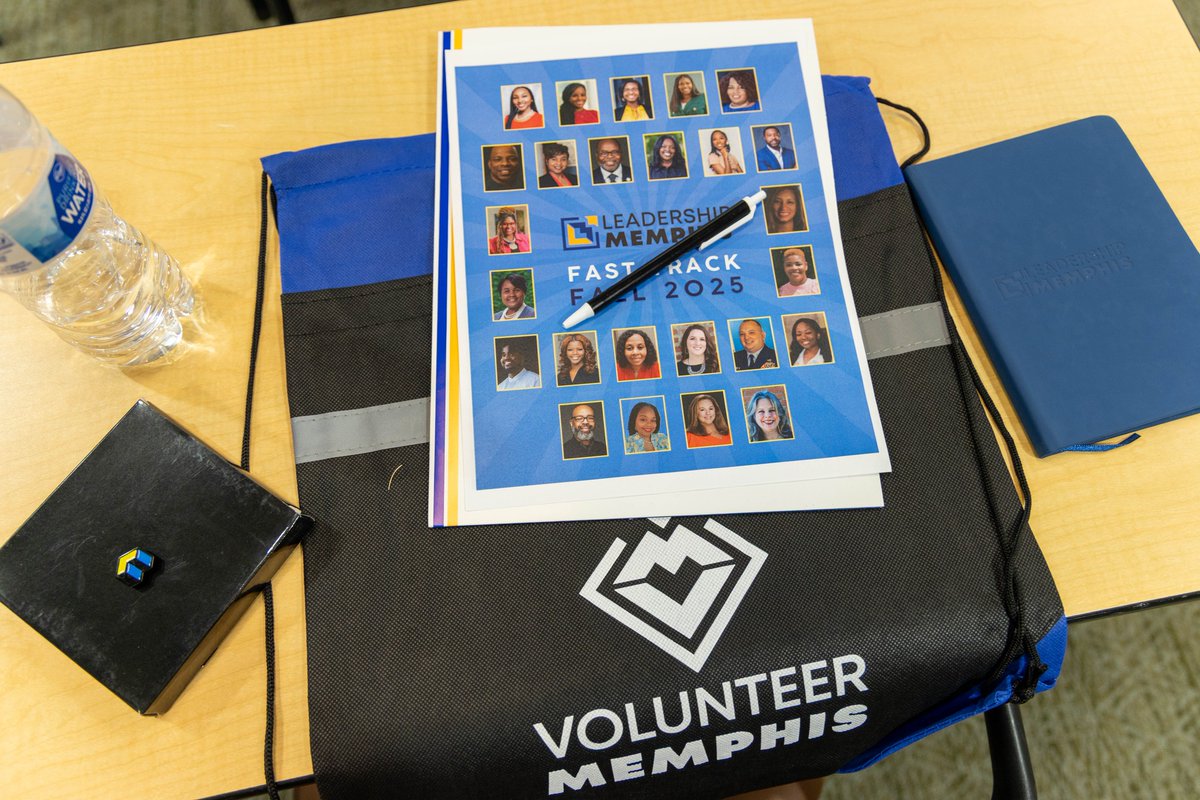 LeadershipMphs's tweet image. FastTrack Fall 2025 is all smiles! Check out more photos from FastTrack Fall 2025 Opening retreat by visiting the link in the bio! 
#LeadershipMemphis #FastTrack