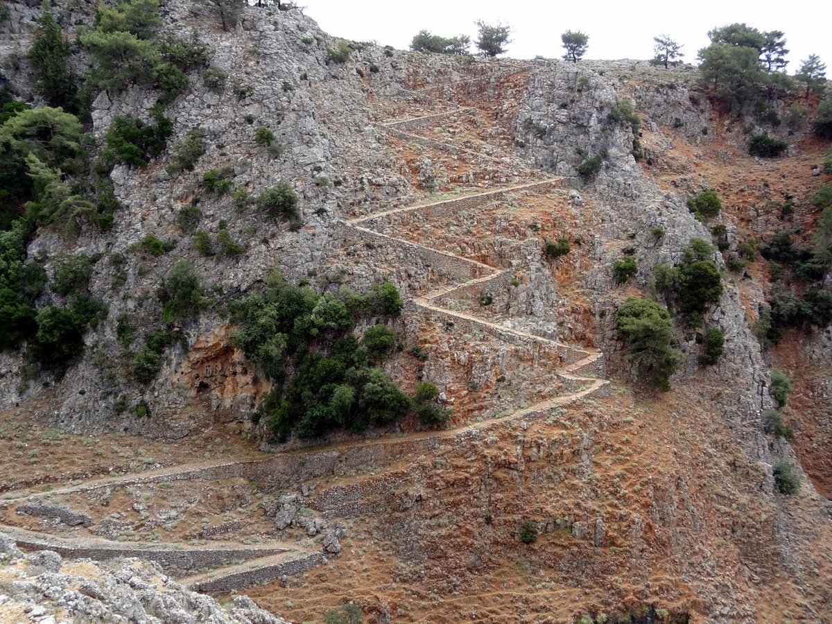 Φαράγγι Αράδαινας cretanbeaches.com/el/%CF%86%CE%B…