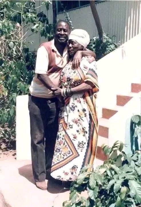 According to his will, Raila Odinga requested that upon his death, he be laid to rest within 72 hours, beside his beloved mother’s grave.

This means his burial will take place on Saturday, 18th October 2025.

Raila’s mother, Mary Ajuma Odinga, passed away on November 5, 1984, at