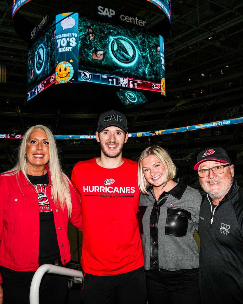 ✅ First NHL game
✅ First NHL win
✅ Celebrate with family 

A night Brandon Bussi will never forget.