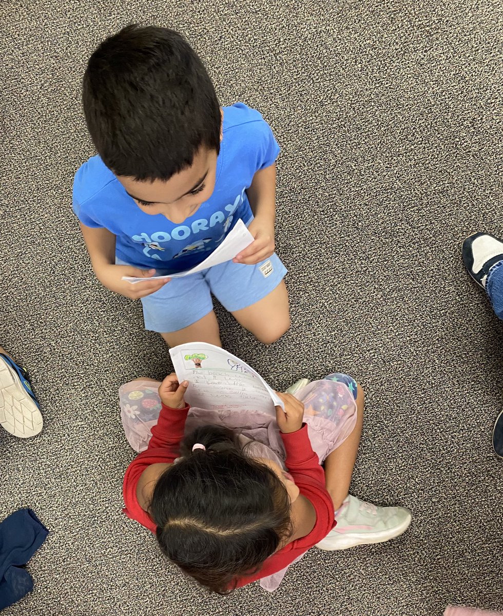 I’m so proud of these <a href="/ReaganElemCP/">Reagan Elementary</a> Firsties using Kagan structures to share their amazing writing across the grade level. It’s incredible to see the growth from last year, especially for our language learners 🥳 <a href="/EducatorAlison/">Alison Pennington</a>