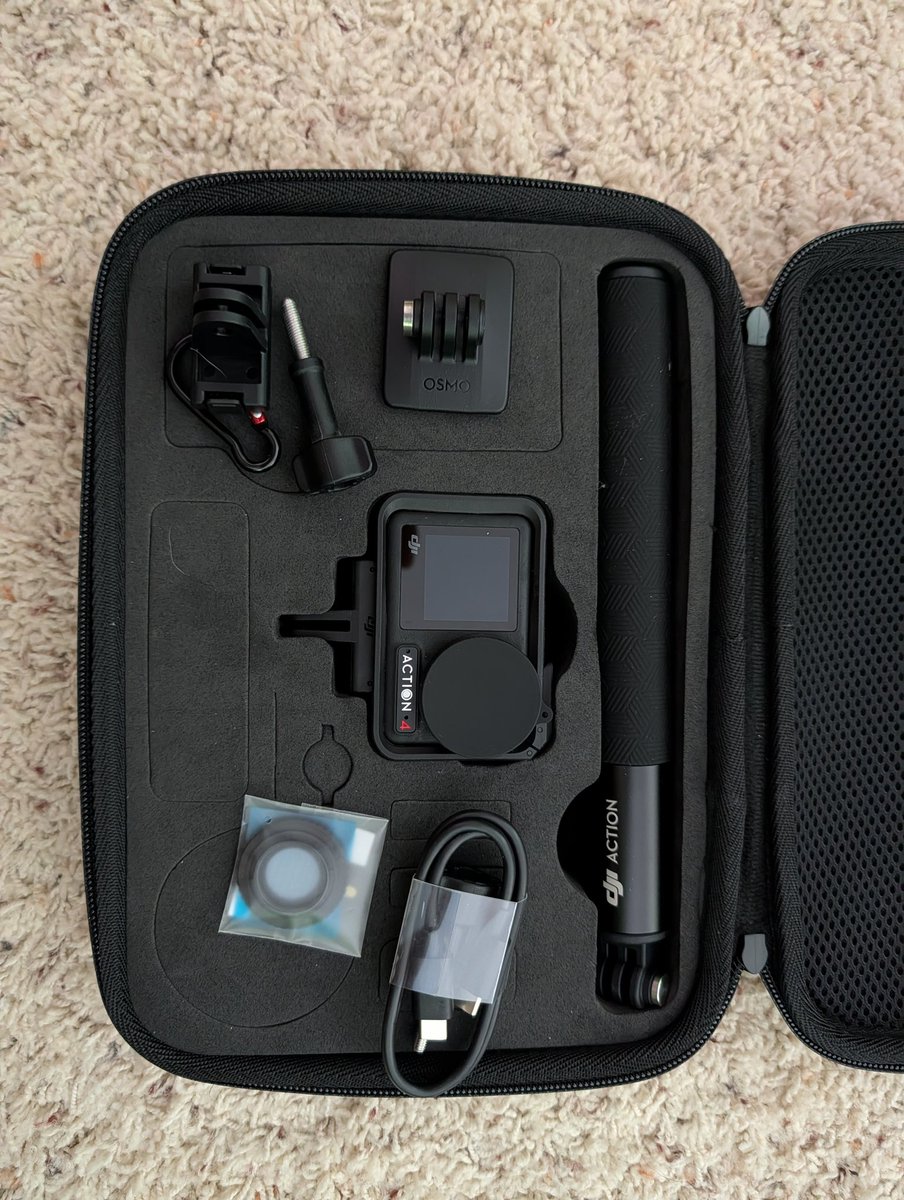 eatuna247's tweet image. 🔥 Fire Sale 🔥
- DJI Action 4 with case and accessories.
- DJI Mic Mini with all original accessories and case
- Both for $200 shipped