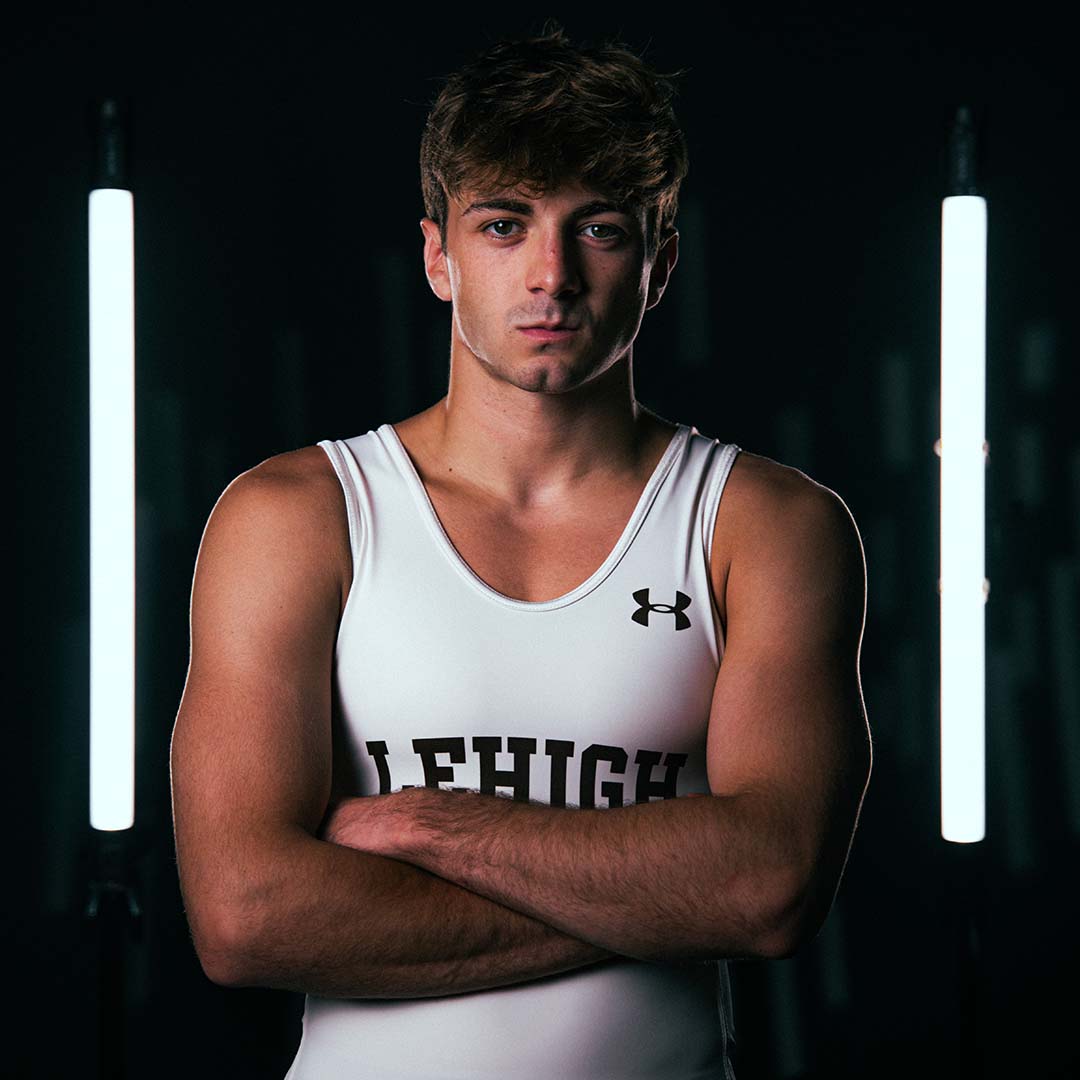 𝙈𝙚𝙚𝙩 𝙩𝙝𝙚 𝙈𝙤𝙪𝙣𝙩𝙖𝙞𝙣 𝙃𝙖𝙬𝙠𝙨

Our crew at 141 includes All-American/U20 World Champion Luke Stanich, senior Carter Bailey and second-year Seamus Mack!

#PackThePit