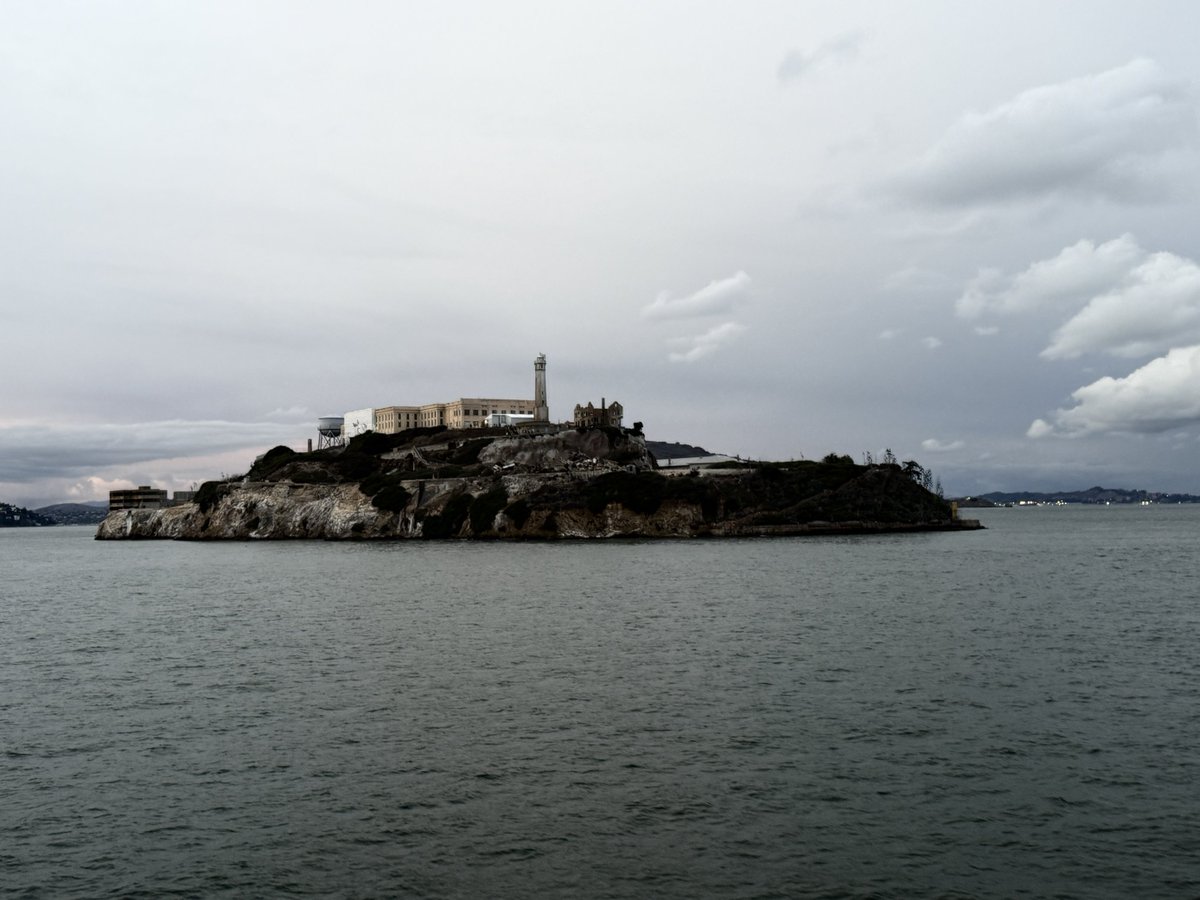 Having a blast, making connections, and building memories — all part of the #DF25📷 experience! Here’s our team exploring the city 🌉and even enjoying a thrilling Alcatraz night tour!  On the ground? Let's connect! #dreamforce2025