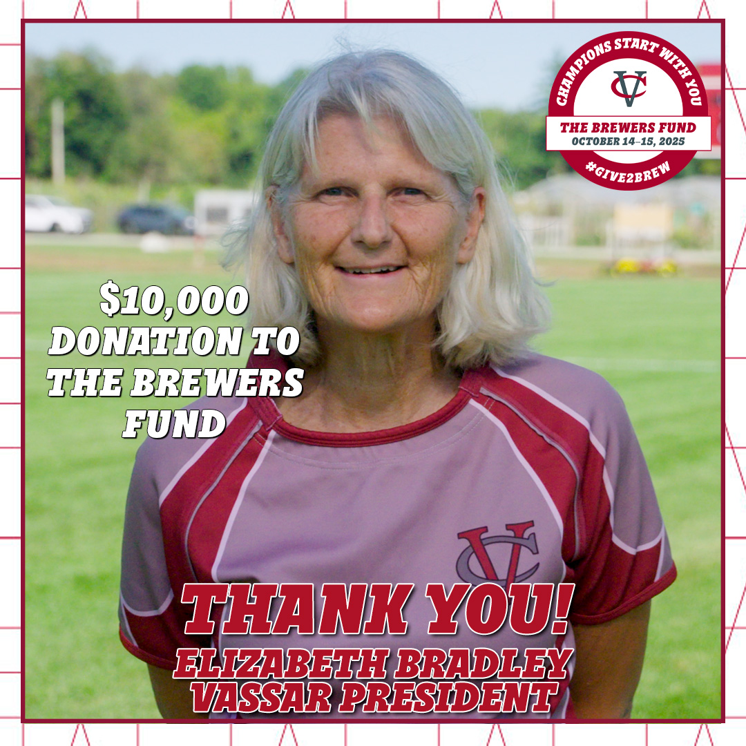 VassarAthletics's tweet photo. Thank You to President Bradley and her husband John for their generous gift to the Brewers Fund!
#Give2Brew https://t.co/JsKGeFyMev