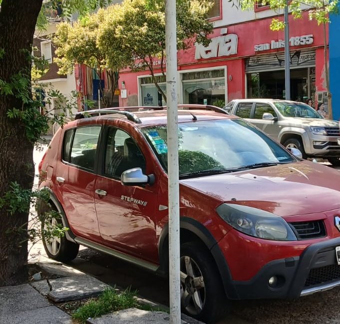 charlywalker's tweet image. #Ranchito sigue con los privilegios: no quiere pagar el estacionamiento medido!! #LaCasta