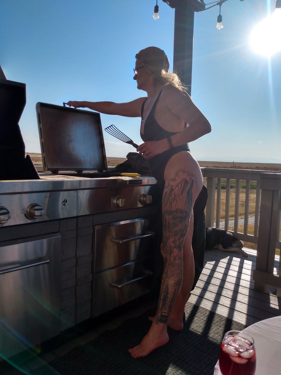 rmjeepchicks's tweet image. Seems like the more you pay for a grill, the less time it lasts. Thoughts? #backyard #backyardshenanigans