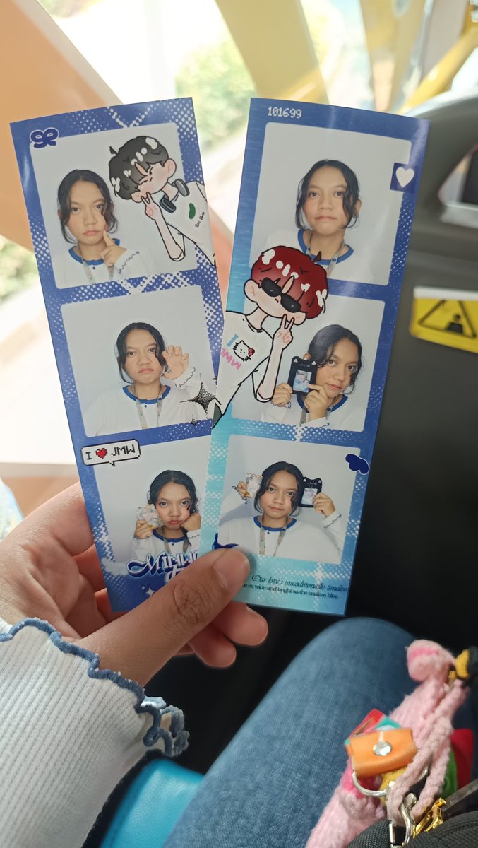 estehxmanis's tweet photo. btw td siang abis merayakan milad kk minuk,,,,,, #metmiladminul
makasih kakak kakak yg ngadain eventnya ๐ซฐ๐ป https://t.co/vbIYY42a9R