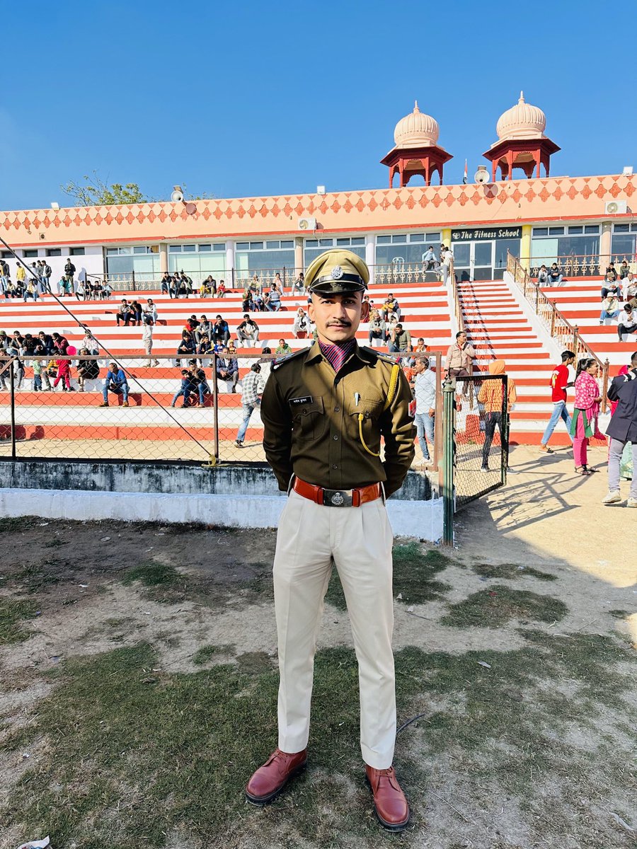 RAJ SI 2021 के थानेदारों ने EO/RO में 6 चयन के बाद RAS 2023 में भी शानदार रिजल्ट..... शुभकामनायें सभी को 💐💐💐
परमेश्वर चौधरी -03 रैंक 
रिछपाल गोदारा -12 रैंक 
दीपक शेखावत -226 रैंक 
राजीब दाबीर -227 रैंक 
मनीष मीणा -306 रैंक 
रजनीश गुर्जर -404 रैंक 
उमा व्यास - 1397 रैंक