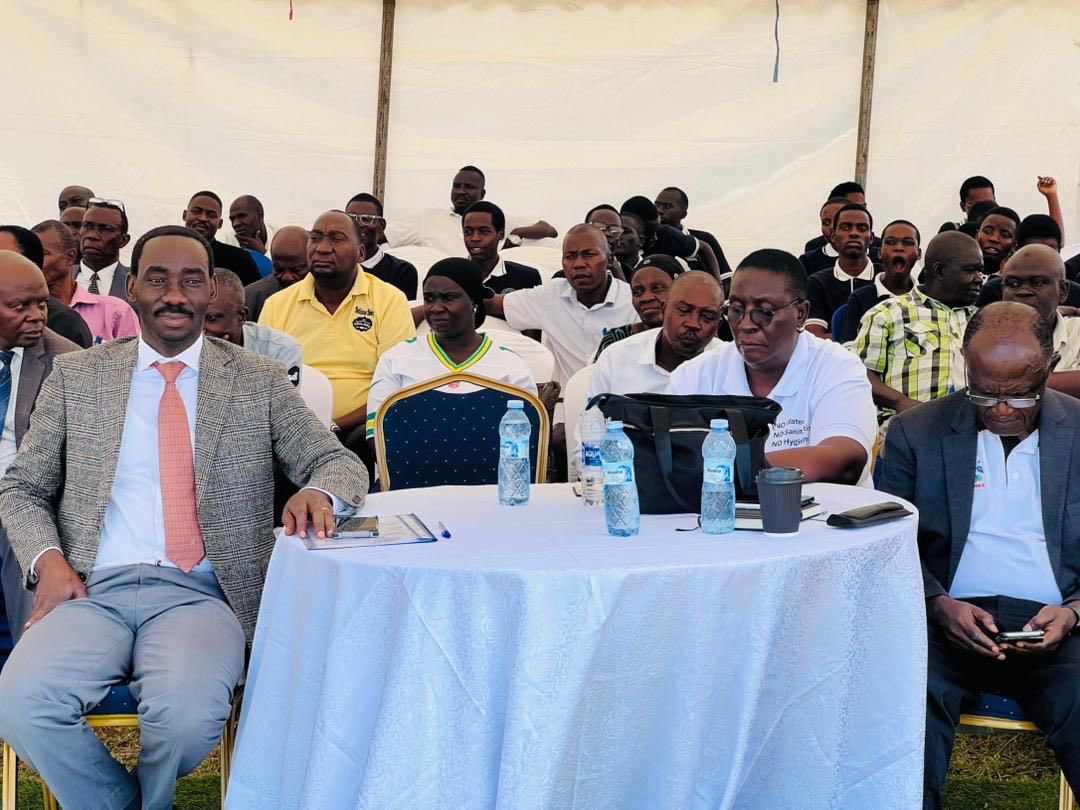 min_waterUg's tweet image. #MWEworks: Uganda joined the rest of the World in commemorating Global Hand Washing Day that is celebrated on 15th October. The National celebrations held in Mbale City under the theme “Be a Hand Washing Hero” highlighted importance of hand hygiene in promoting public health”.