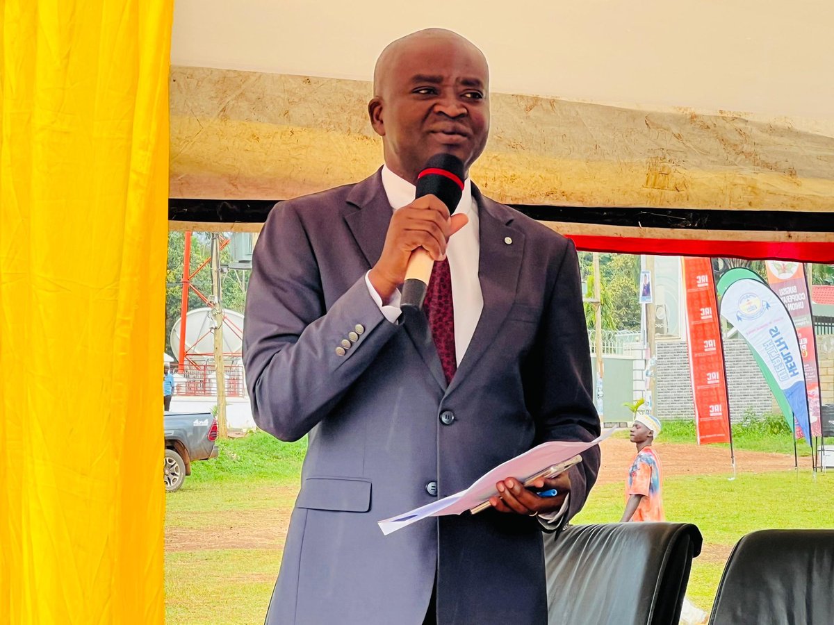 min_waterUg's tweet image. #MWEworks: Uganda joined the rest of the World in commemorating Global Hand Washing Day that is celebrated on 15th October. The National celebrations held in Mbale City under the theme “Be a Hand Washing Hero” highlighted importance of hand hygiene in promoting public health”.
