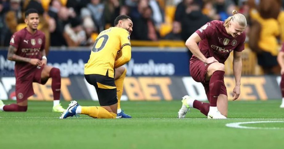 Apparently this weekend every player in the Premier League is expected to take the knee for Black Lives Matter.

What an utter joke and embarrassment!