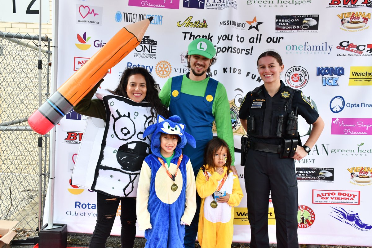And that’s a wrap on another amazing Cops &amp; Kids Fun Run 2025! 💙👟 Even with a little rain, our Vienna community showed up with big smiles. Thank you to our volunteers, officers &amp; sponsors for making it happen. See you next year!  <a href="/TownofViennaVA/">Town of Vienna, VA</a> <a href="/fcpsnews/">Fairfax Schools 🌟</a> <a href="/fairfaxcounty/">Fairfax County Government 🇺🇸</a>