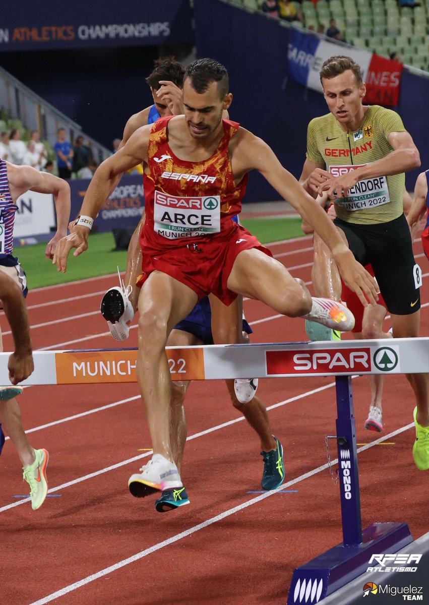 Esta carrera te merecías haberla terminado en el podio.

No fue así, pero tres años después <a href="/EuroAthletics/">European Athletics</a> nos lo ha confirmado:

‼️ <a href="/danielarce_/">Daniel Arce</a> es oficialmente el BRONCE EUROPEO de 3000m obstáculos de #Munich2022

Recibirás tu medalla y serás medallista continental. 🥉