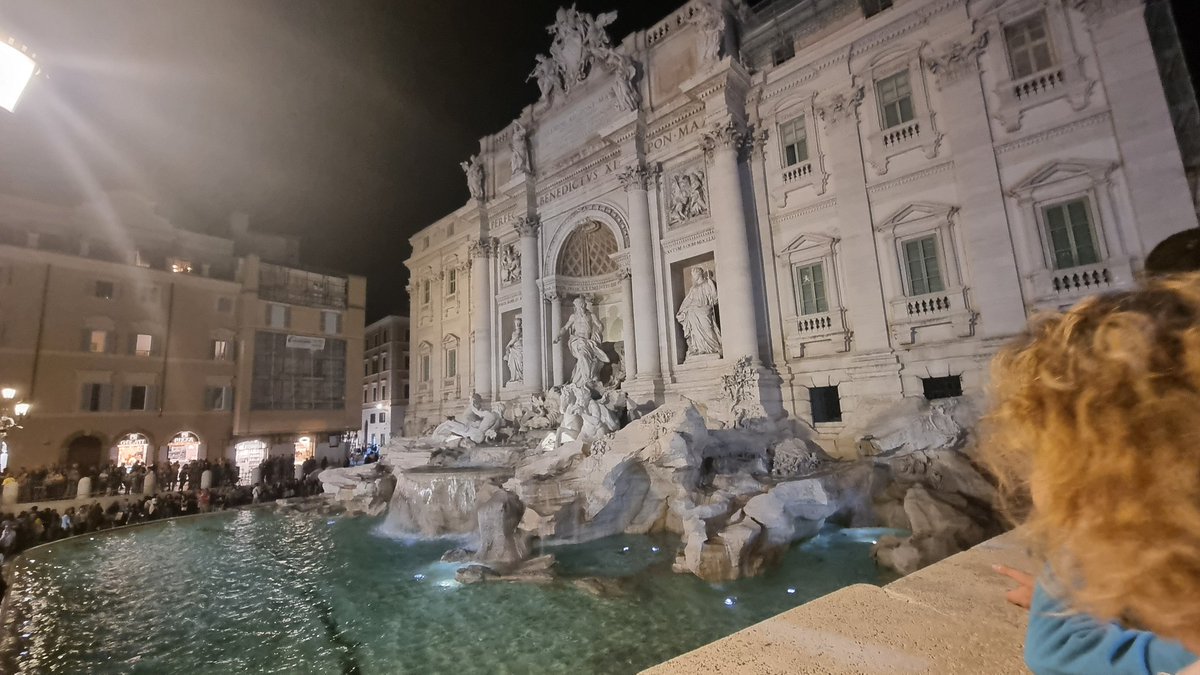 Out of office 🇮🇹