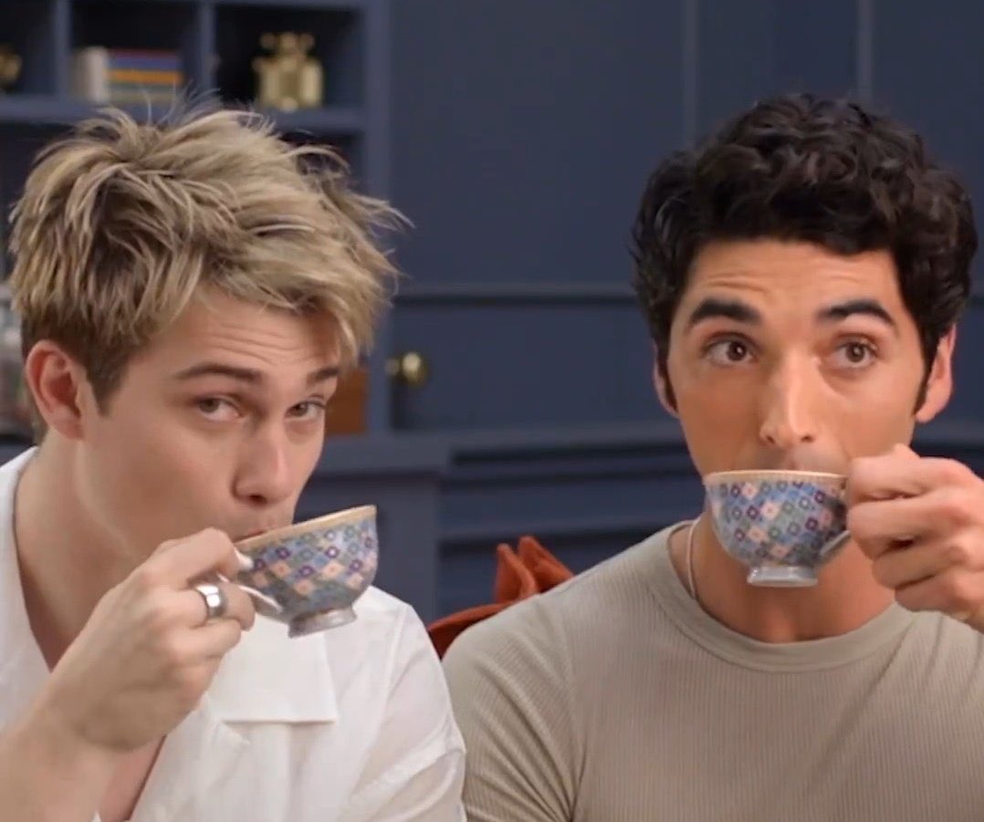 ShirmirArt's tweet image. me and oomfs who never doubted the sequel sitting front row at the world premiere SOOOOON