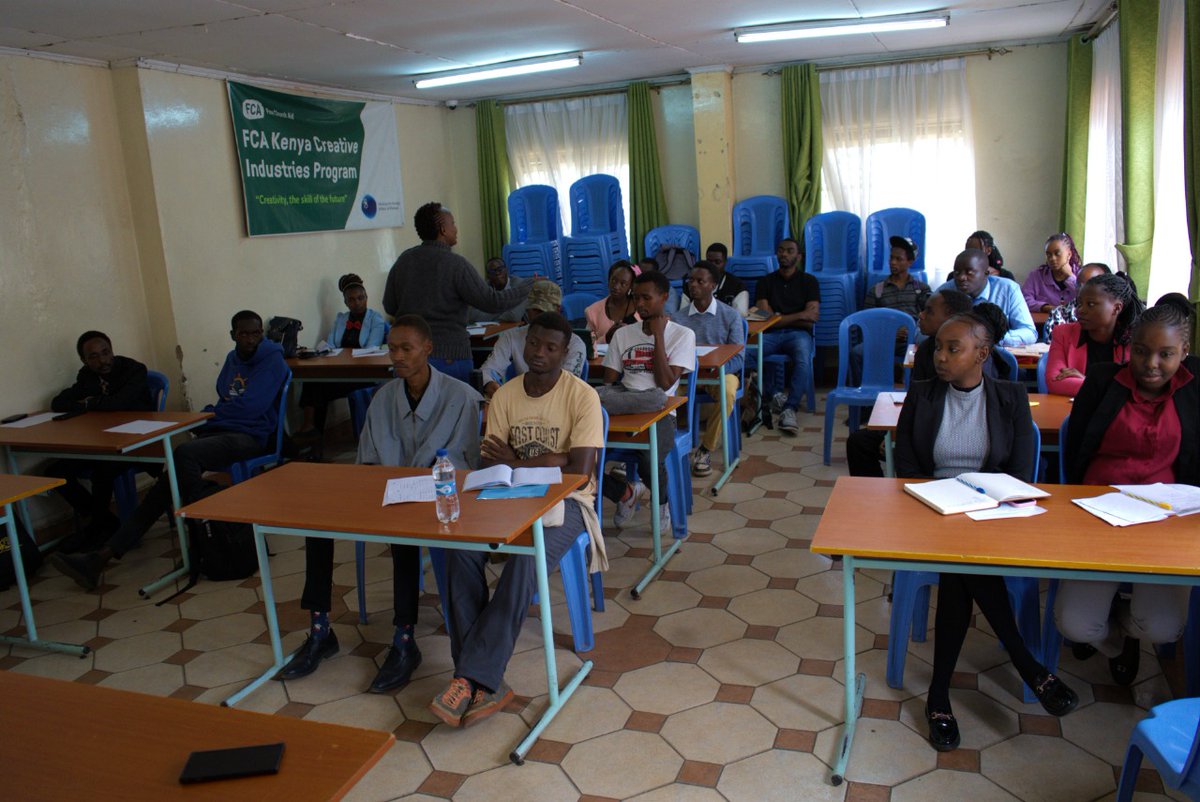 Today, FCA's Digital Skills Project in Jericho hosted the Managing Director of Red Giant Media Agency for a mentorship clinic focused on work readiness. Participants gained valuable insights on how to secure opportunities in the #creative industries.

#RightTolivelihoods
#DICE