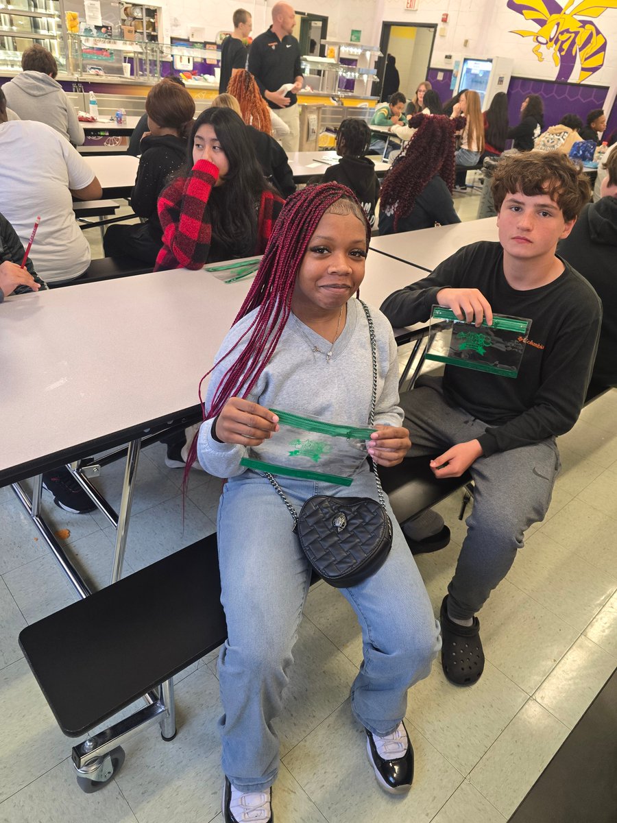 SandersMiddle55's tweet photo. Congratulations to the School Lunch Week drawing winners! And a big thank you to our cafeteria staff for cooking up a delicious lunch of beef nachos! https://t.co/tsgTdvkNqv