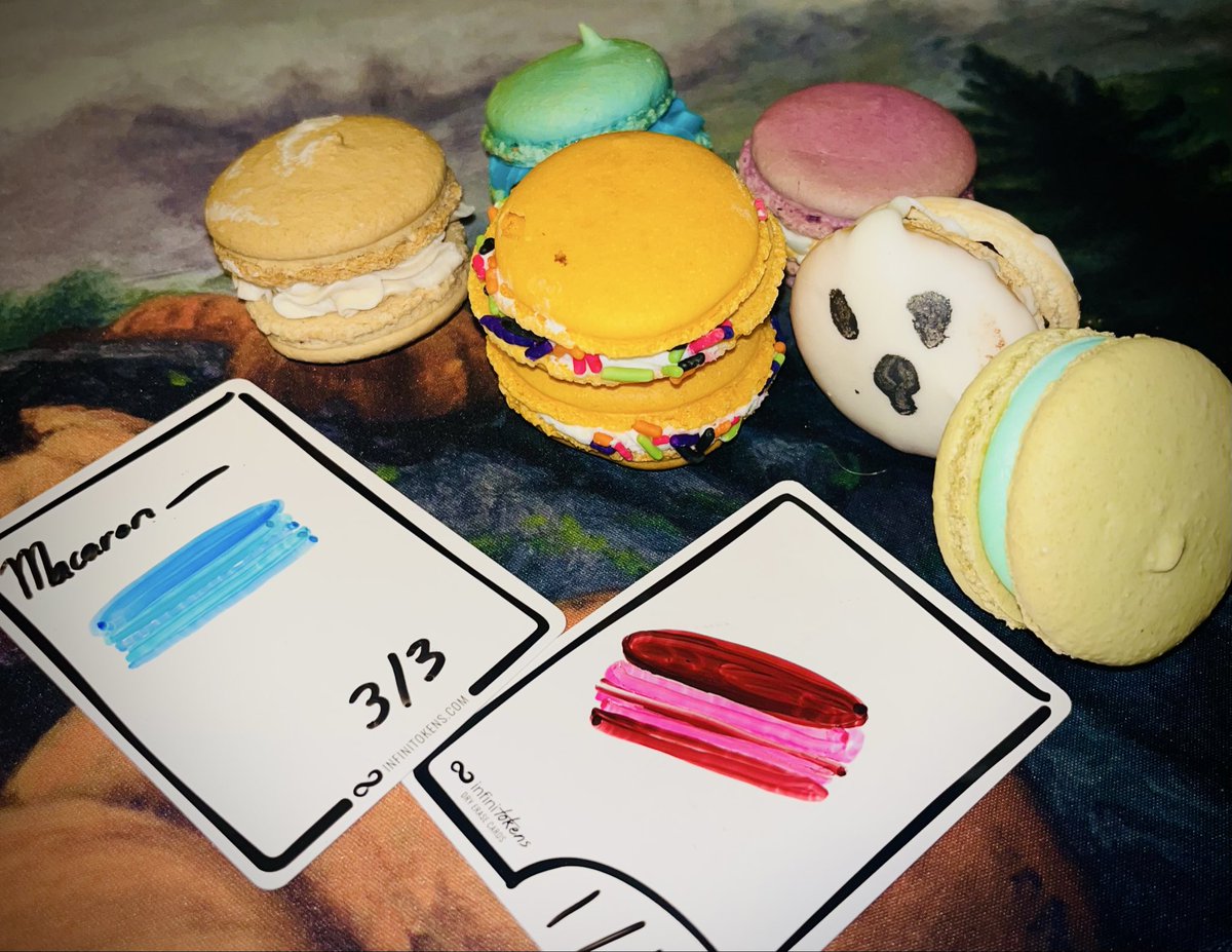 crawfishcigs's tweet image. macaron the gatherin’