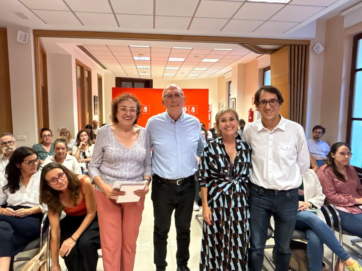 🟣 Avui hem parlat clar: cap societat justa pot tolerar l’explotació sexual.

Parlem de prostitució, parlem d’abolició.

✊ És hora de posicionar-nos