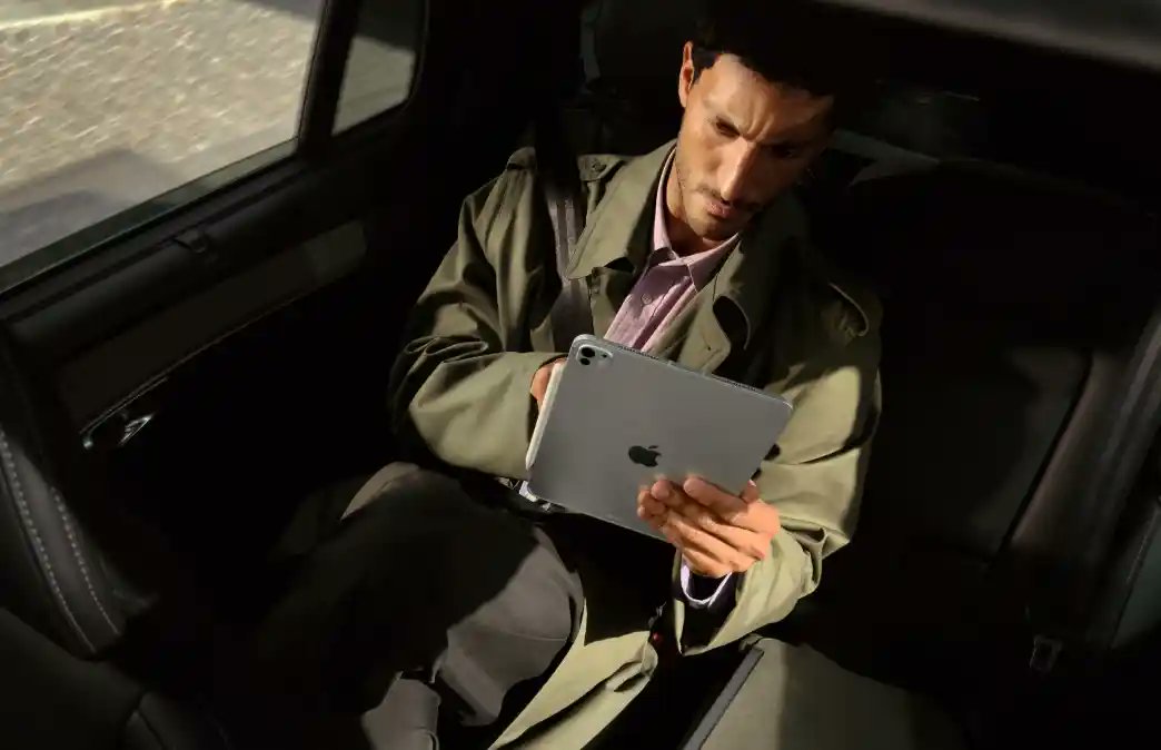 technewsro_blog's tweet image. #Apple launches new #iPadPro with #M5 chip and #iPadOS26

technewsro.blog/apple-lanseaza…