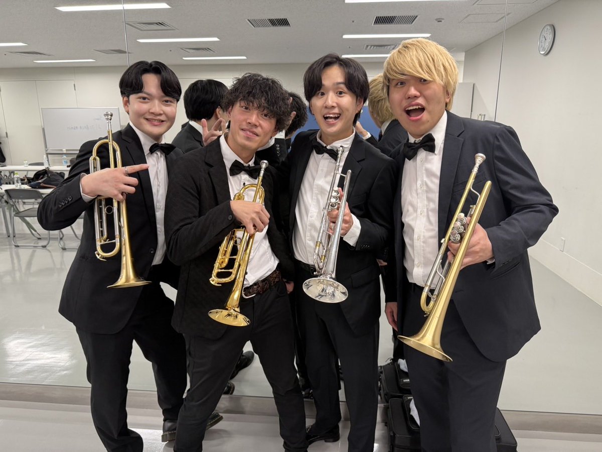 ひろたか 歌手・舞台・ドラマなど幅広く活動する高野洸。 4thシングルは