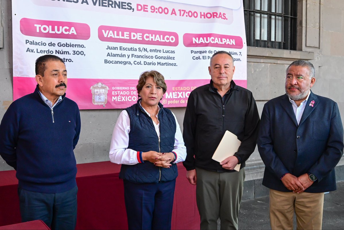delfinagomeza's tweet image. #AcopioEdoMéx I Hoy, en el Centro de Acopio que instalamos en Palacio de Gobierno, en #Toluca.
🫂 La solidaridad y generosidad de las y los mexiquenses es muy grande.
🙏🏻Agradezco a quienes se han sumado a esta donación de víveres para nuestras hermanas y hermanos de Veracruz,…