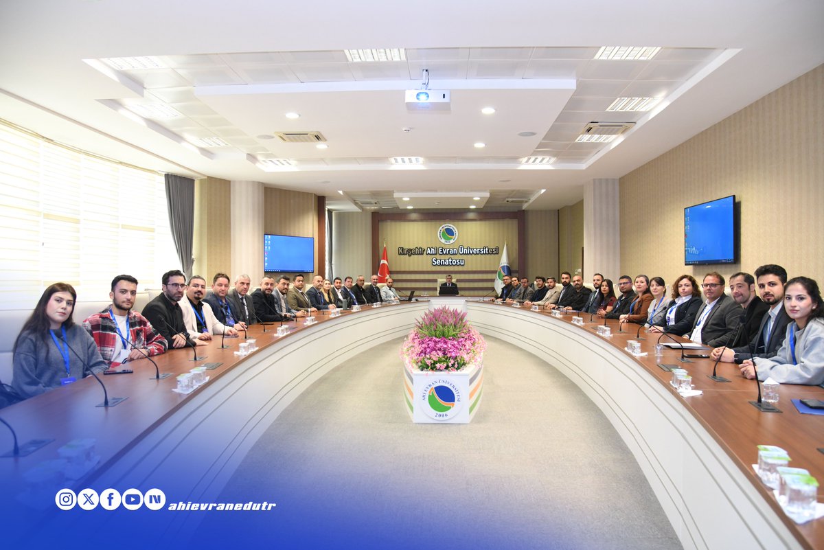 🔷 Kırşehir Ahi Evran Üniversitesinde Akreditasyon Hareketliliği Başladı

#KAEÜ #KırşehirAhiEvranÜniversitesi #Kırşehir
<a href="/mkarahoca/">Prof. Dr. Mustafa Kasım KARAHOCAGİL</a> 

Ayrıntılar:👇
ahievran.edu.tr/arsiv-haberler…