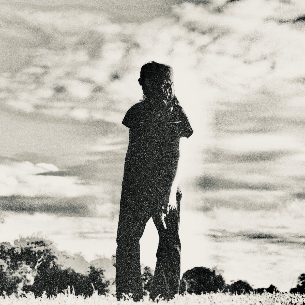 new song ‘Peacemaker’ out next friday October 24

a long time coming… i’m incredibly excited to show you all what i’ve been working on &lt;3

presave below