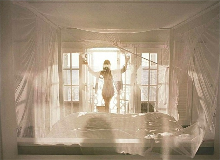 CWC_Company's tweet image. Mid-October: is there a raven 'tap-tap-tapping at your chamber door?" (or window? ptreyeslight.com/features/the-l…) 
Owls flying hither and yon? As Halloween approaches, ghostly apparitions will only become more common...