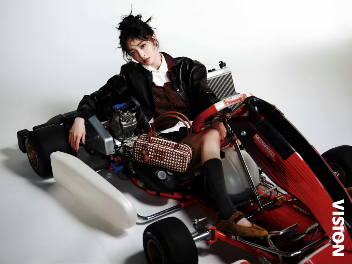 Zhou Jieqiong tweet media