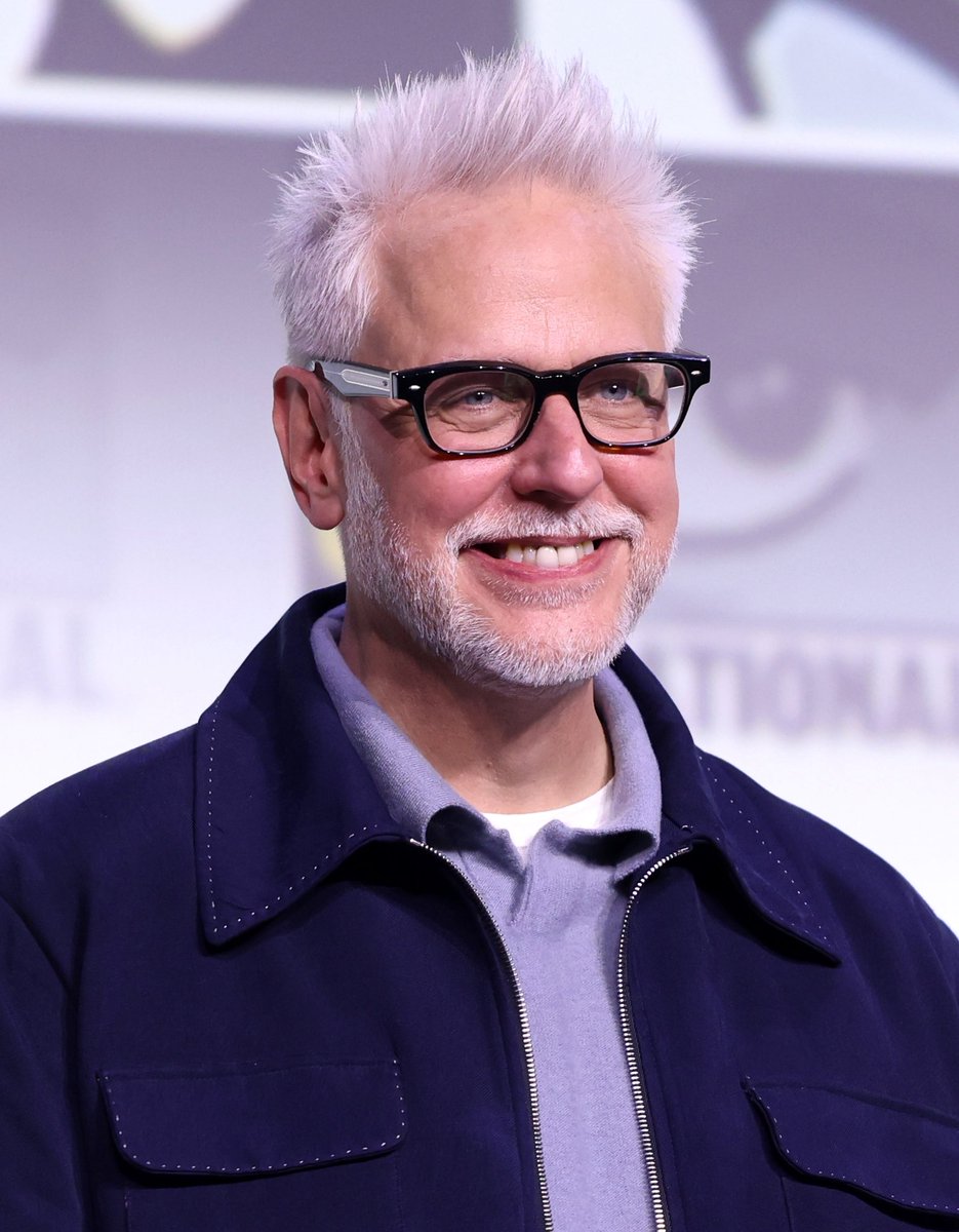 Chris Pratt defends James Gunn for not knowing about Ben 10.

“He didn’t have Cable” 

(Source: Stereogum)